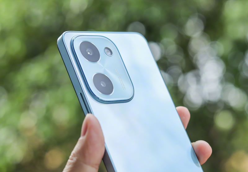 vivo這款百元機讓人刮目相看，當前僅762元！配FHD+LCD屏、44W快充，設計時尚